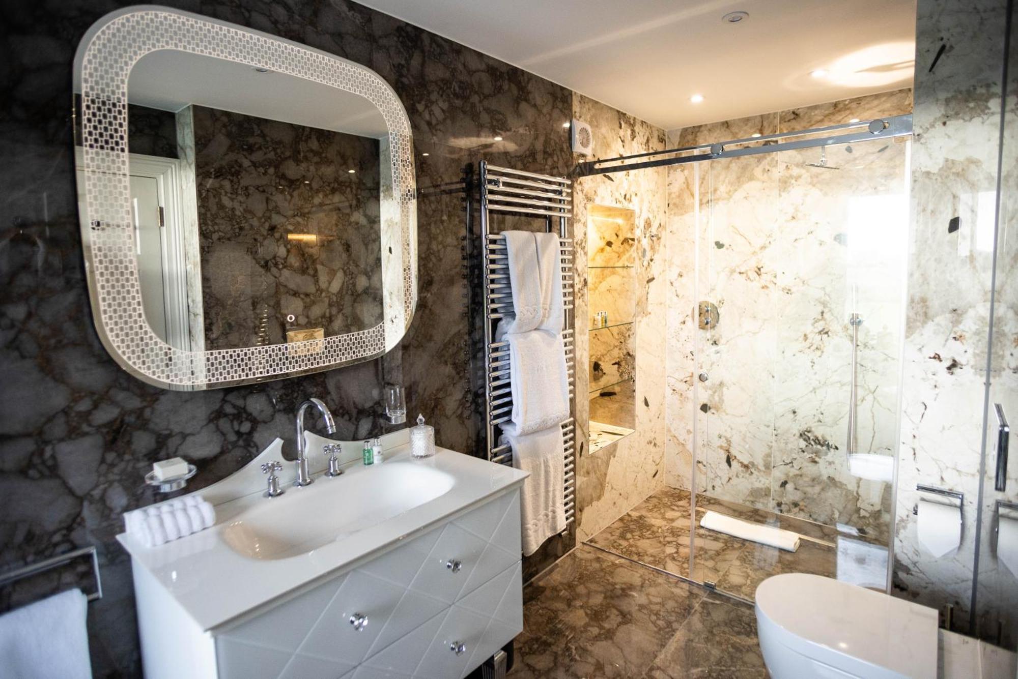 Bed and Breakfast Aynsome Manor Картмел Екстер'єр фото